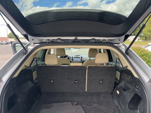 Certified 2020 Ford Edge SE image 14