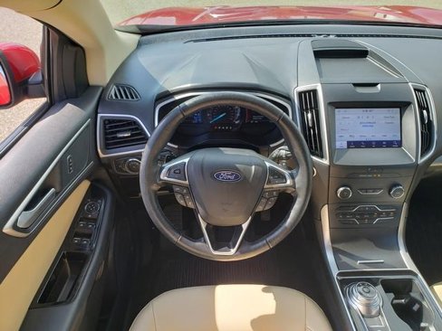 Used 2020 Ford Edge SEL w/ Convenience Package image 18