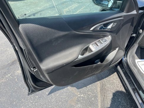 Used 2023 Chevrolet Malibu LT image 18