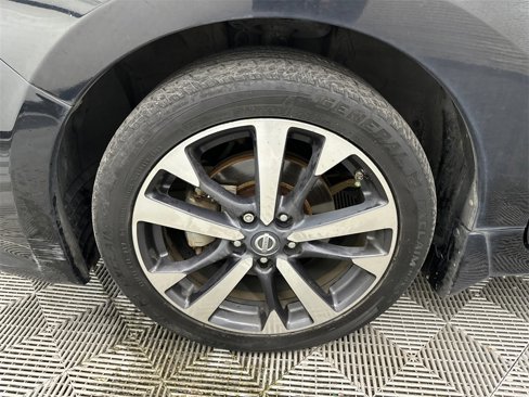 Used 2016 Nissan Altima 2.5 SR image 11