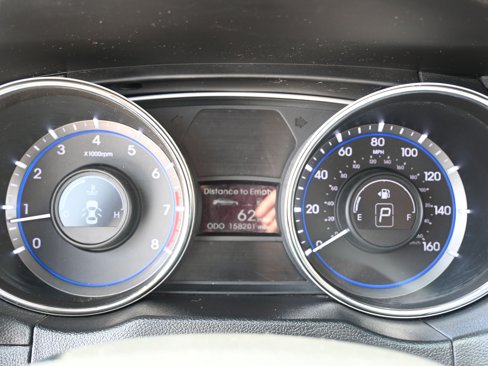 Used 2013 Hyundai Sonata SE w/ Navigation & Sunroof Pkg image 22