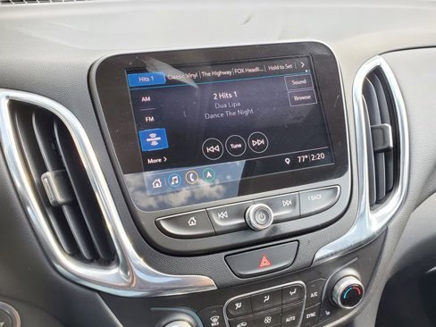 Certified 2019 Chevrolet Equinox LT w/ Sun & Navigation Package image 30