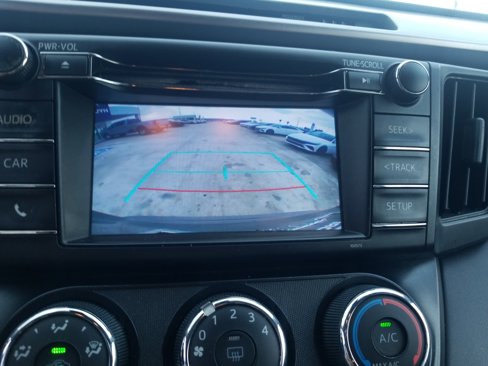 Used 2017 Toyota RAV4 LE image 19