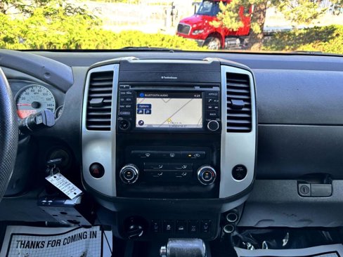 Used 2015 Nissan Xterra PRO-4X w/ Pro-4x Leather Package image 19