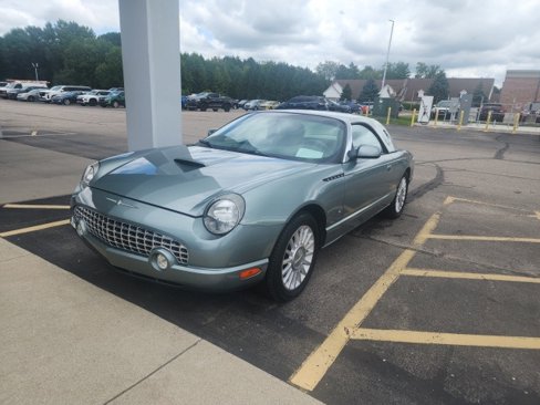 Used 2004 Ford Thunderbird Pacific Coast image 2