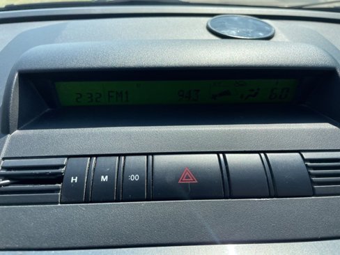 Used 2009 MAZDA MAZDA5 Touring image 26