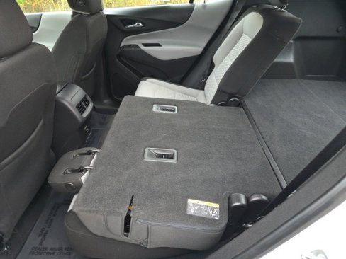 Used 2020 Chevrolet Equinox LS image 23