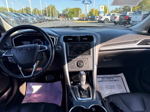 Used 2014 Ford Fusion Titanium image 18