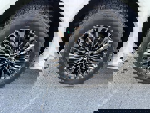 Used 2021 INFINITI QX80 Premium Select w/ All-Season Package image 41