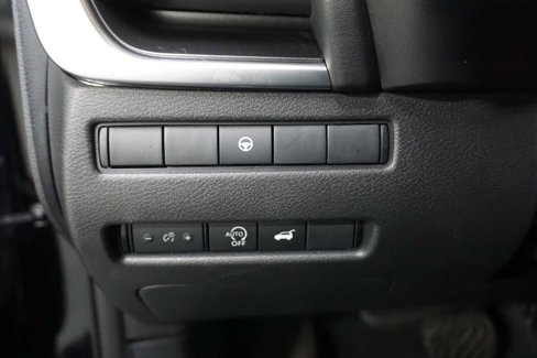 Used 2024 Nissan Rogue SV image 26