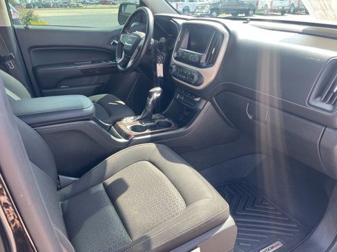 Used 2022 GMC Canyon Elevation image 9