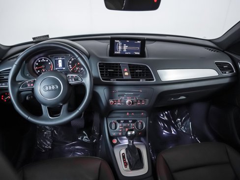 Used 2018 Audi Q3 2.0T Premium image 17