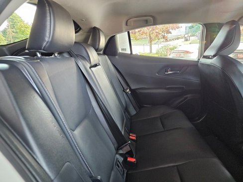 Used 2023 Toyota Prius XLE image 13