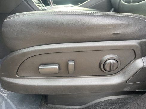 Used 2017 Buick Enclave Leather image 16