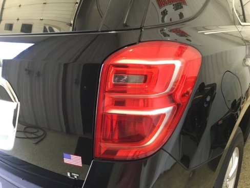 Used 2017 Chevrolet Equinox LT image 18