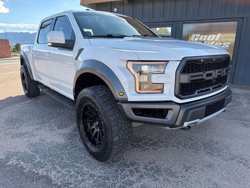 Used 2017 Ford F150 Raptor w/ Equipment Group 802A Luxury image 8