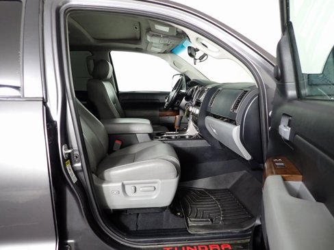 Used 2012 Toyota Tundra Limited image 31