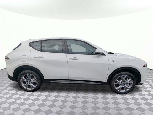 Used 2024 Dodge Hornet R/T image 2