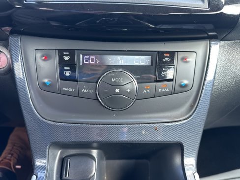 Used 2019 Nissan Sentra SR image 17