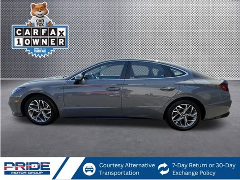 Used 2022 Hyundai Sonata SEL w/ Preferred Accessory Package image 3