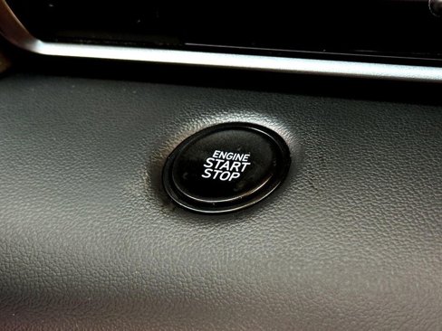 Used 2025 Hyundai Elantra Sport image 22