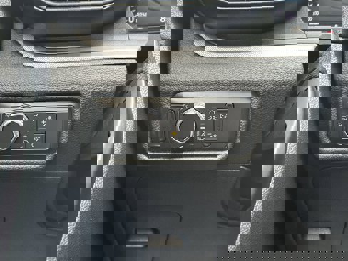 Used 2020 Ford Explorer XLT w/ Comfort Package image 17