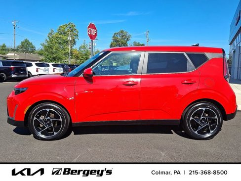 Used 2023 Kia Soul EX image 7
