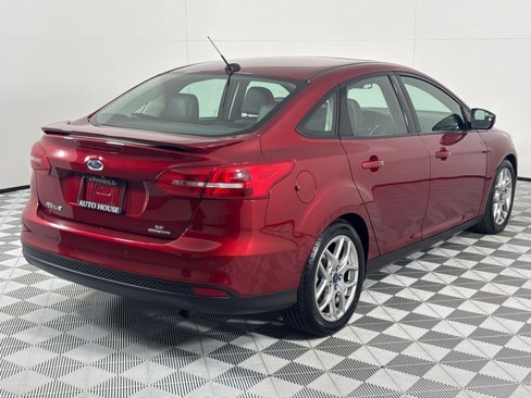Used 2015 Ford Focus SE w/ Equipment Group 201A image 5