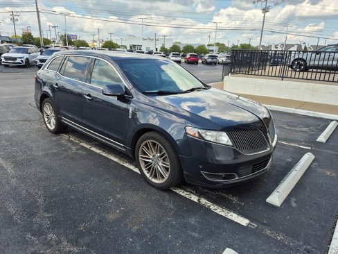 Used 2014 Lincoln MKT AWD w/ Equipment Group 201A image 3