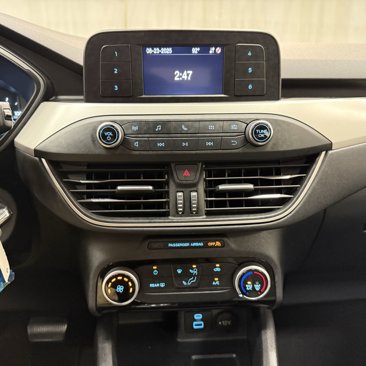 Used 2022 Ford Escape S image 23