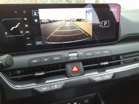 New 2025 Kia K4 GT-Line image 15