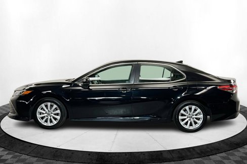 Certified 2019 Toyota Camry LE image 2