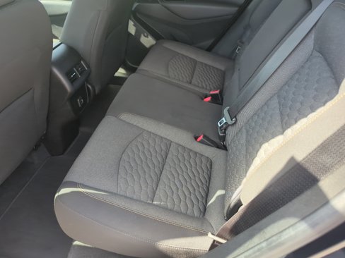 Used 2020 Chevrolet Equinox LT image 11