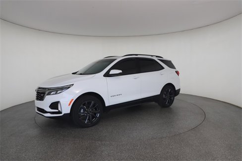 Used 2022 Chevrolet Equinox RS w/ Infotainment Package image 4