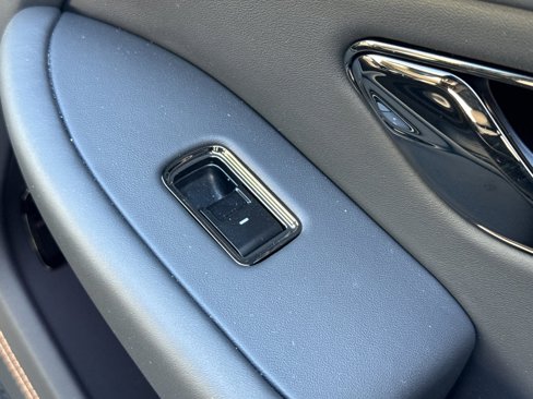 New 2025 Bentley Continental GTC image 17