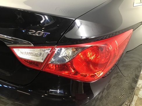Used 2013 Hyundai Sonata SE w/ Navigation & Sunroof Pkg image 25