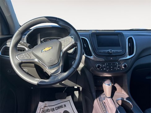 Used 2021 Chevrolet Equinox LT image 12