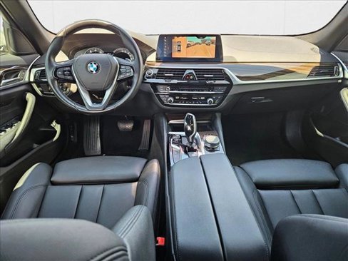 Used 2019 BMW 530e w/ Convenience Package image 19