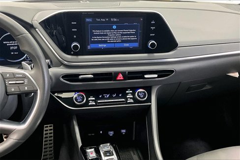 Certified 2020 Hyundai Sonata SEL Plus w/ Preferred Accessory Package image 6