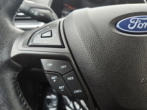 Used 2022 Ford Edge SEL w/ Convenience Package image 32