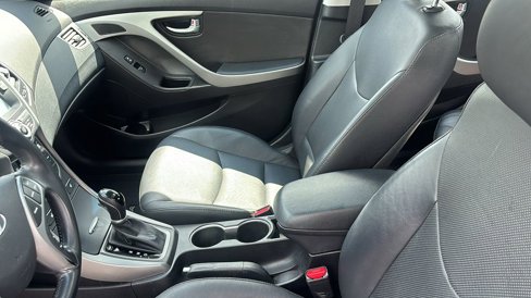 Used 2014 Hyundai Elantra Limited w/ Option Group 03 image 24