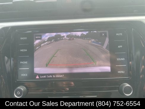 Used 2020 Volkswagen Passat 2.0T SE image 21