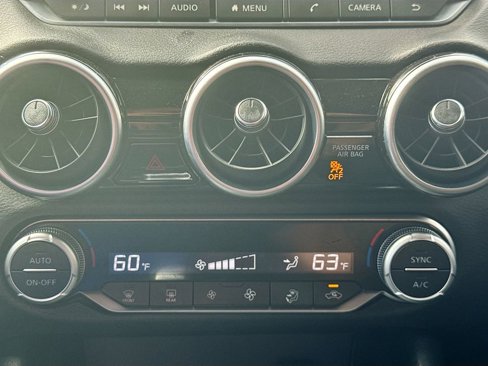Used 2020 Nissan Sentra SV image 16