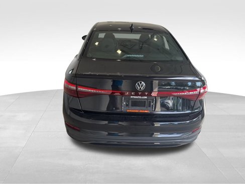 New 2025 Volkswagen Jetta Sport image 4