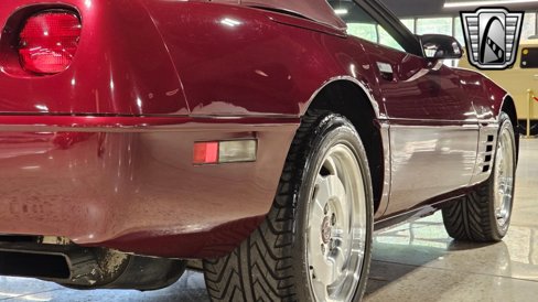 Used 1993 Chevrolet Corvette Convertible image 9
