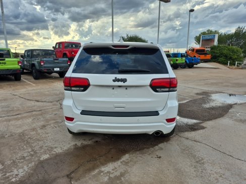 Used 2019 Jeep Grand Cherokee Altitude image 7