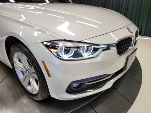 Used 2017 BMW 330i xDrive Sedan image 48