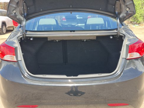 Used 2013 Hyundai Elantra GLS w/ Preferred Pkg image 25