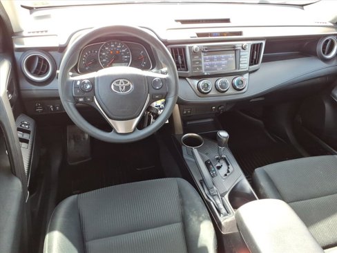 Used 2015 Toyota RAV4 LE image 6
