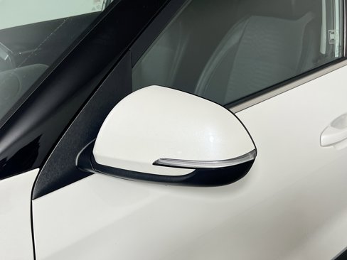 Used 2021 Kia Seltos S image 13